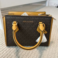MICHEAL KORS PURSE