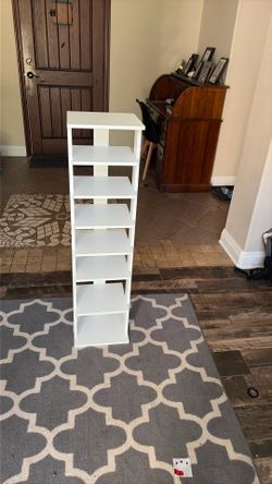 Shoe rack - white