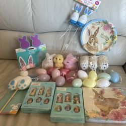 Easter Decoration -64th St & Bell