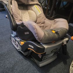 2 Car Seats And 1 Stroller