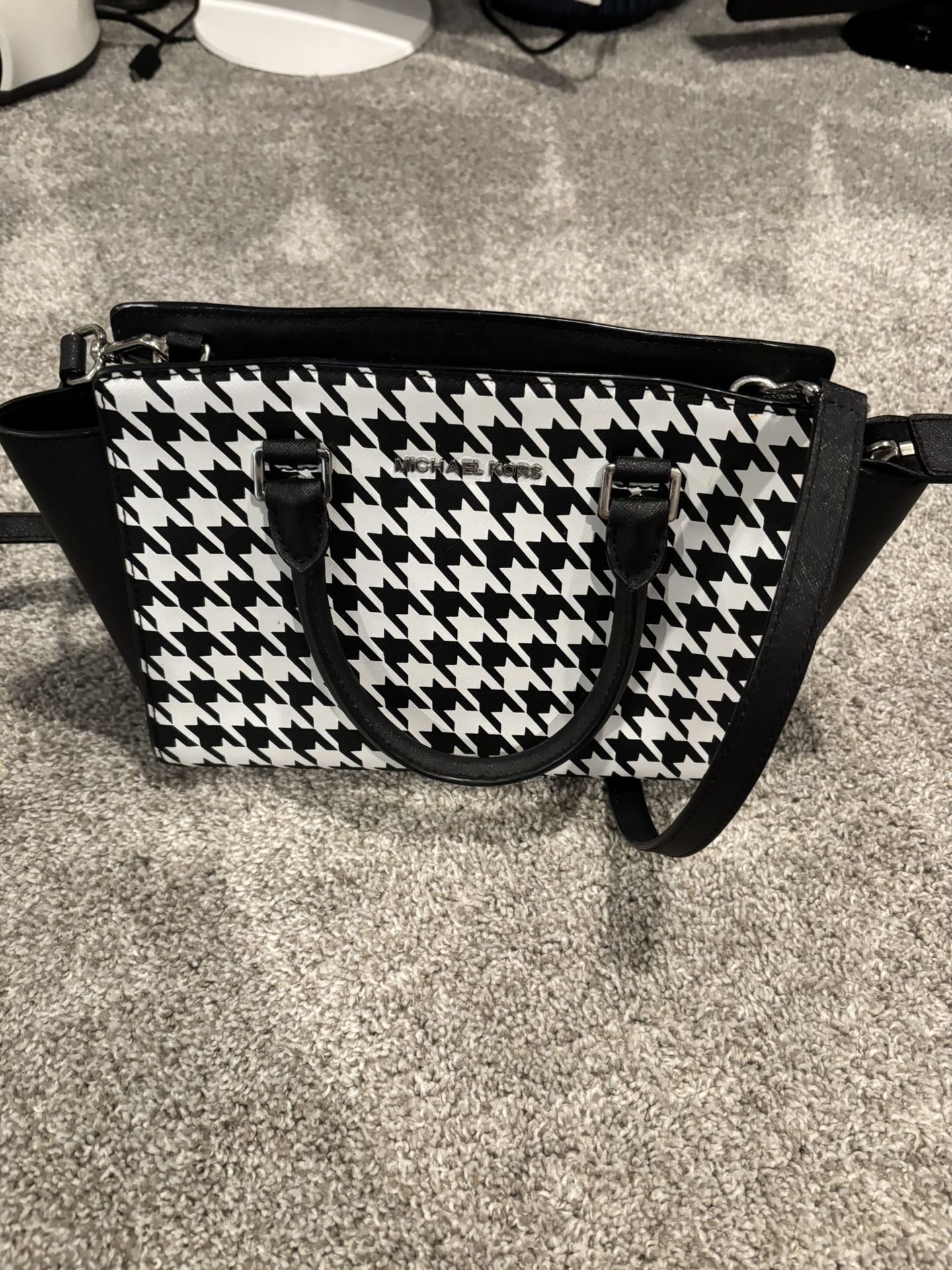 Michael Kors Woman’s Handbag