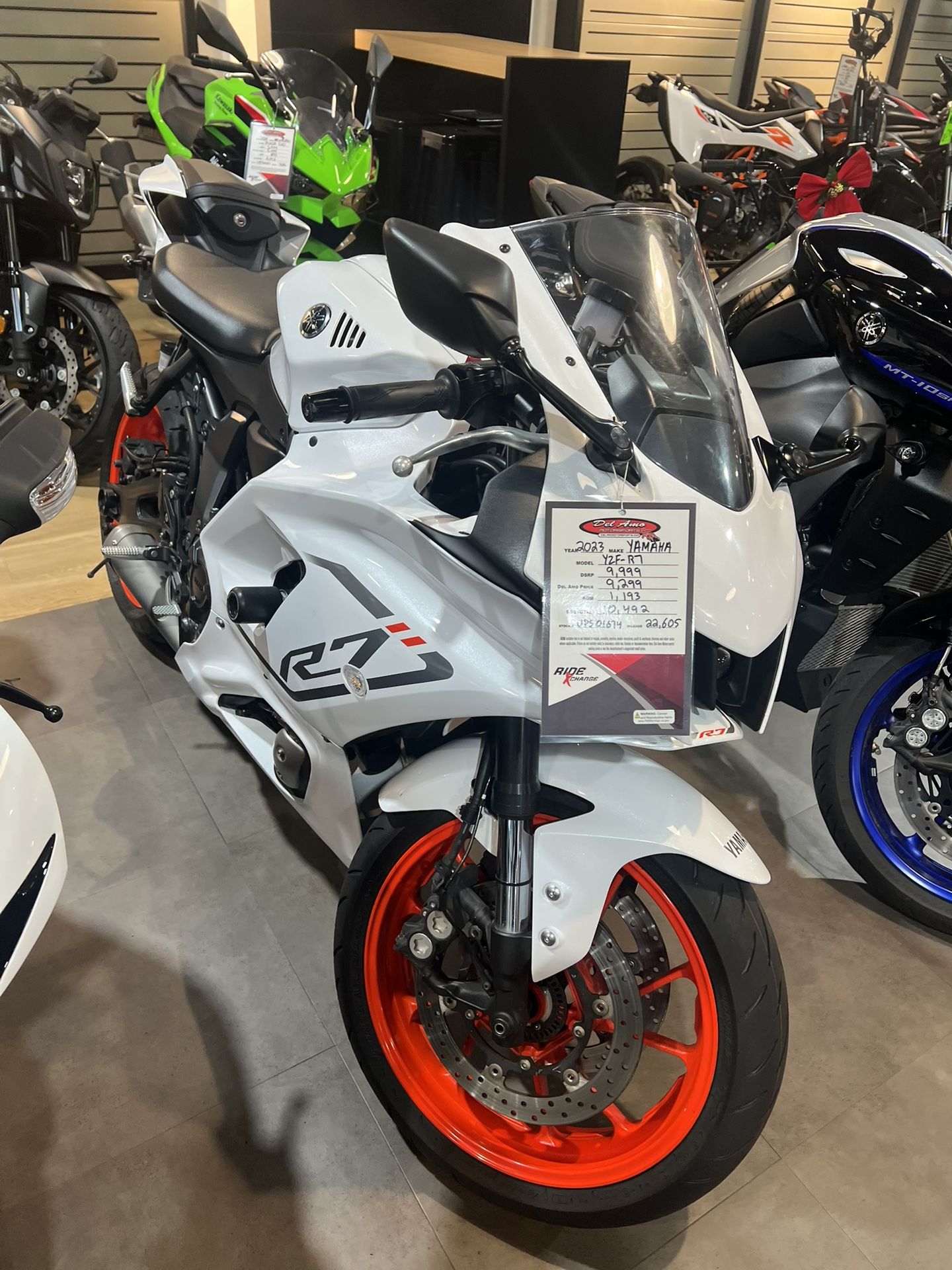 2023 Yamaha R7