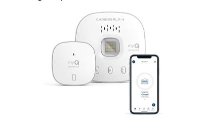 New box CHAMBERLAIN Smart Garage Control - Wireless Garage Hub and Sensor with Wifi & Bluetooth - Smartphone Controlled, myQ-G0401-ES, White