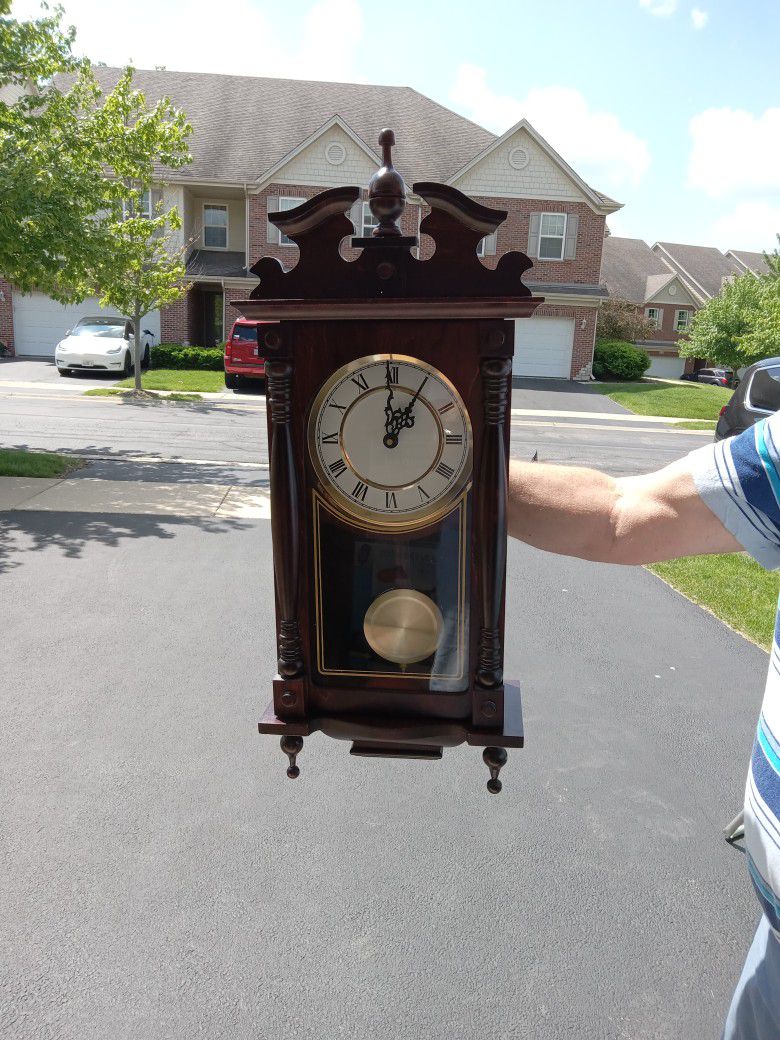 Howard Miller Pendulum Clock