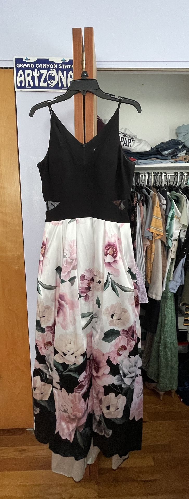 Beautiful Dress Only Worn Once,All Products : American Fashion Style Bags On Sale