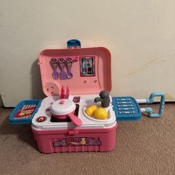 Kitchen Suitcase Playset