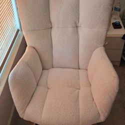 Rocking Chair / Mesedora