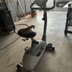 Schwinn 140 Exercise Bike