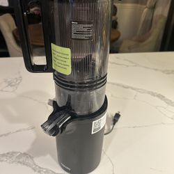 Canoly cold press masticating juicer