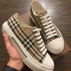 Burberry Shoes