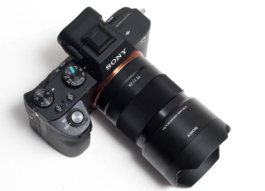 Sony - Wide Converter Lens for Select Sony E-Mount
