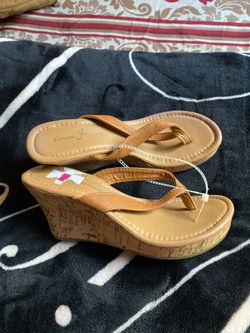 Brown sandals size 5 brand new