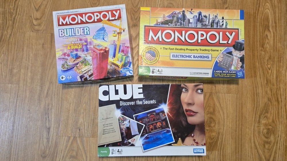 Lot of 3 Board Games: Monopoly Builder, Monopoly Electronic Banking, Clue