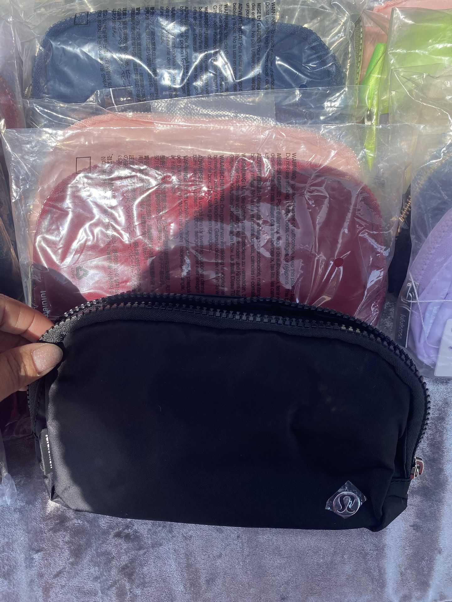 Lululemon Everywhere Belt Bag 🖤