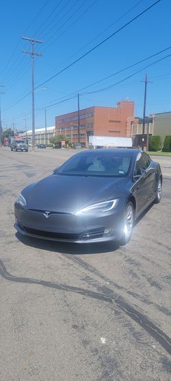 2019 Tesla Model S
