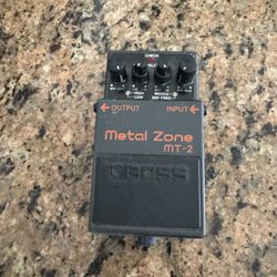 Boss Metal Zone Pedal MT-2