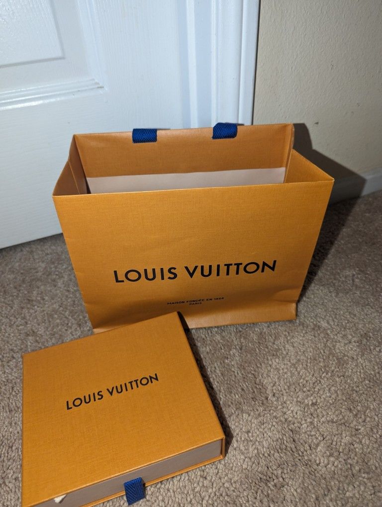 Louis Vuitton Bag And Box