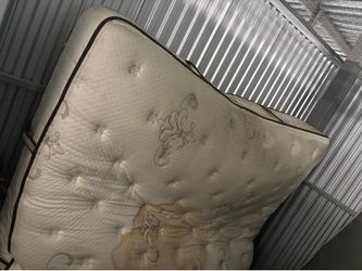 King size pillow top mattress
