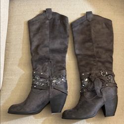 Women’s Heeled Boots