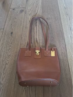Dooney and Bourke