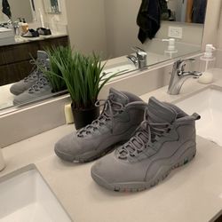 Air Jordan 10 Retro ‘Cool Grey’ 2018. Size 12 US
