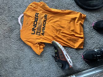 Under Armour Shirt 