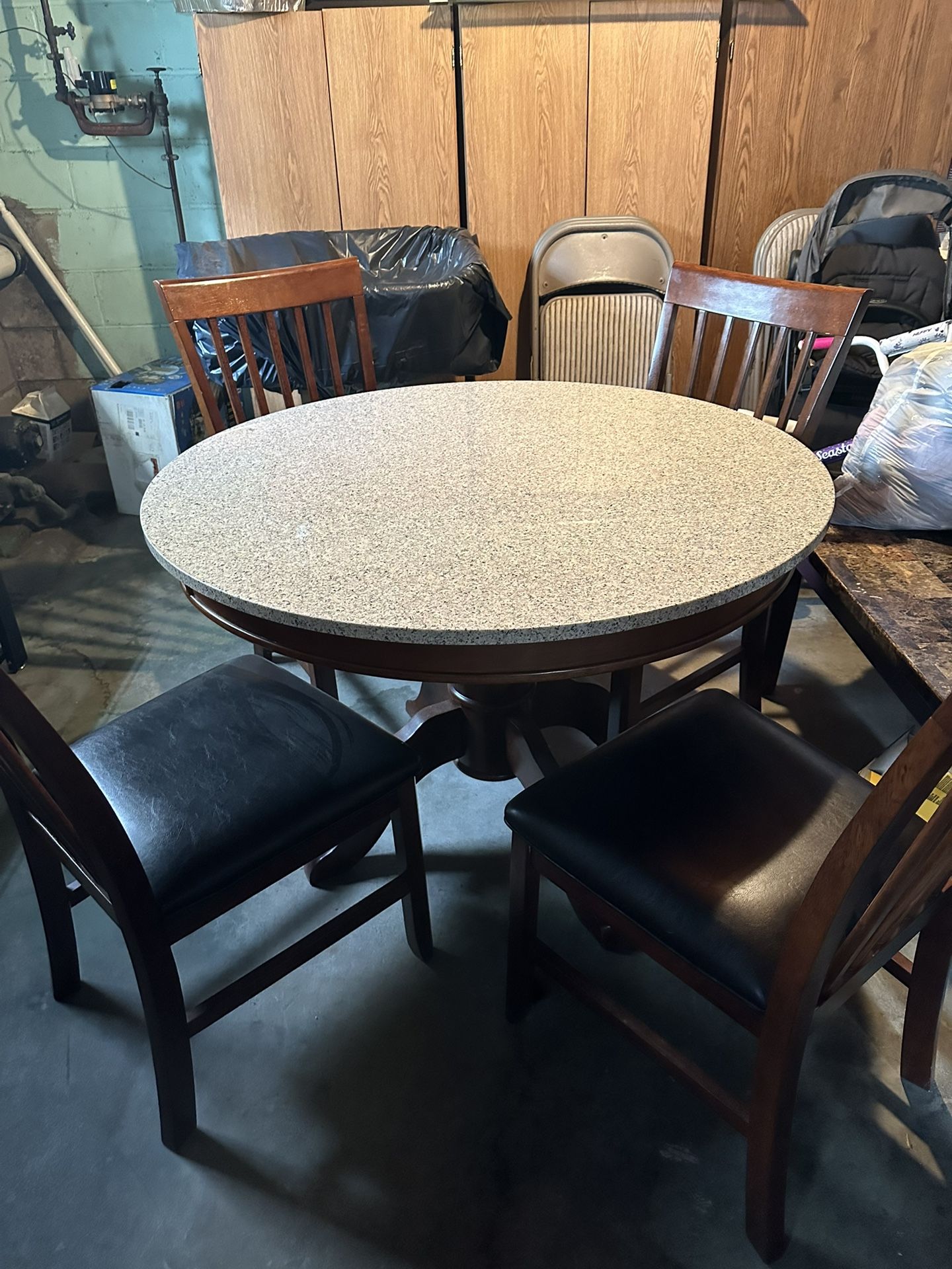 Table With 4 Chairs