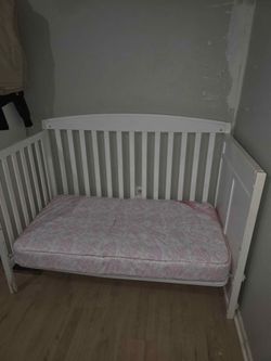 Baby crib