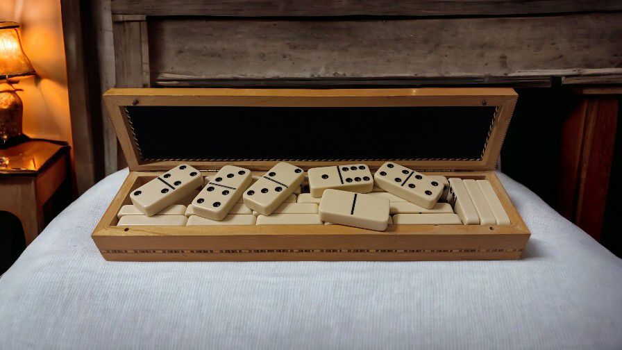 Double Six Dominoes Set- 28-Piece Tile Set, Spinners and Wooden Storage Case