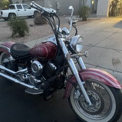 05 Yamaha V-Star Custom