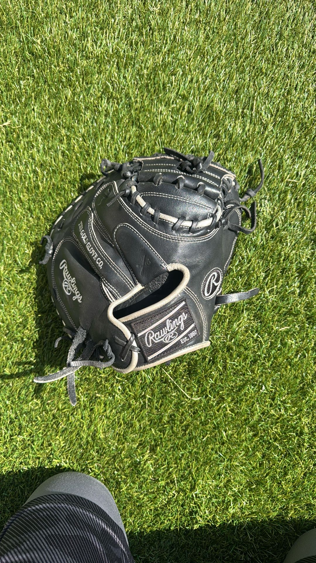 Rawlings 34 Inch Catcher Glove