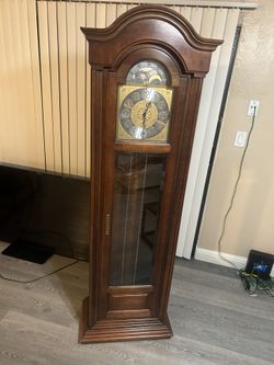 HOWARD MILLER GRANDFATHER CLOCK