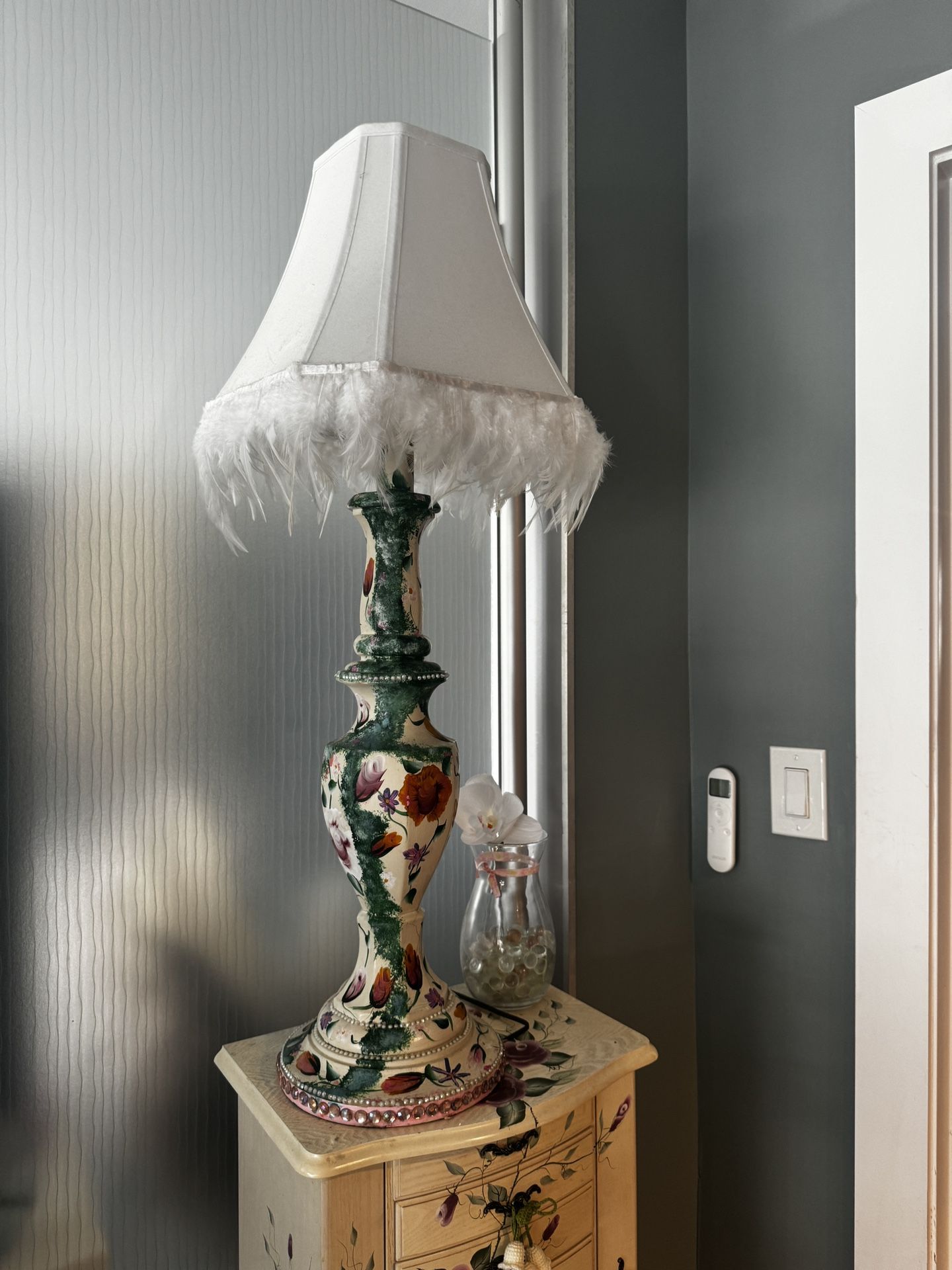 Tall Flower Lamp Tiffany Pink 38 Inches