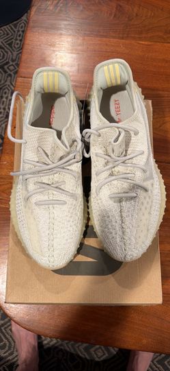 Adidas Yeezy Boost 350 V2 Light (GY3438) Size 10 w/ Original Box