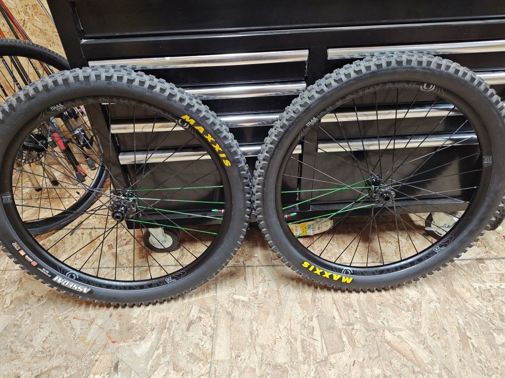 Industry Nine Torch Trail 270 Wheels