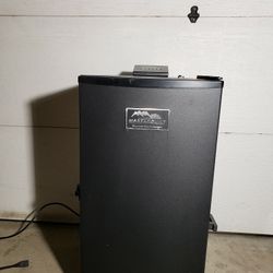 Masterbuilt 30-Inch Digital Electric Smoker