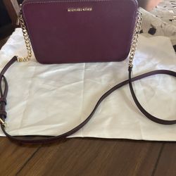 Michael Kors Crossbody