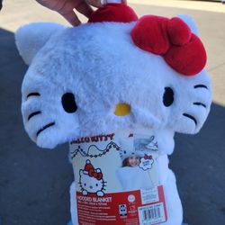 Hello Kitty Hooded Blanket 