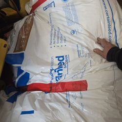 Attic Insulation  Open package