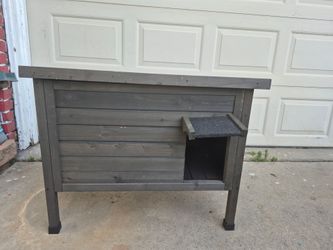 Rabbit hutch