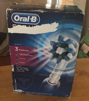 Photo Oral-B Pro-Health 3000 Electric Power Rechargeable Battery Toothbrush