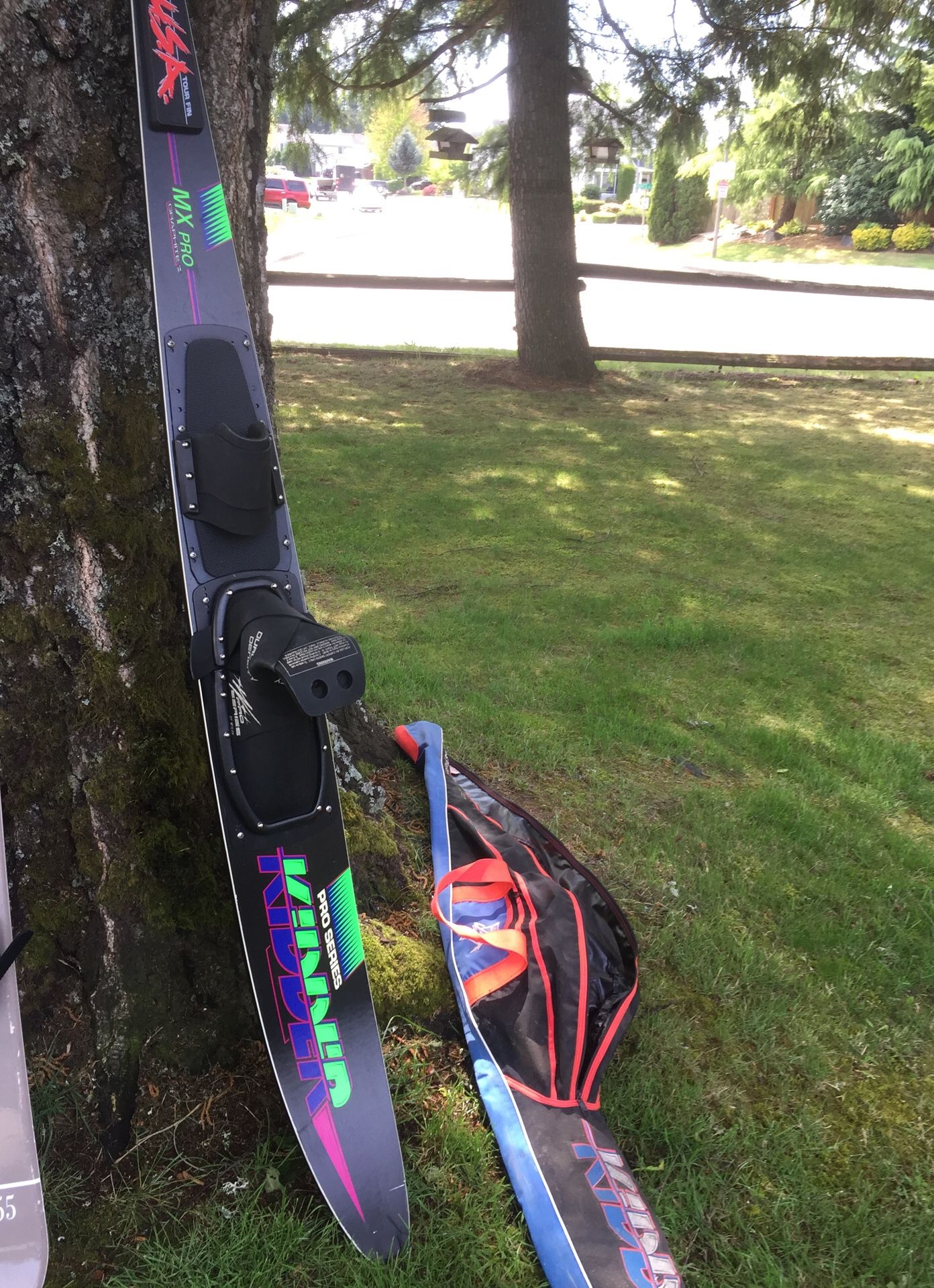 Kidder water ski pro series / USA tour fin for Sale in Puyallup, WA