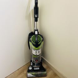 Bissell Vacuum Cleaner