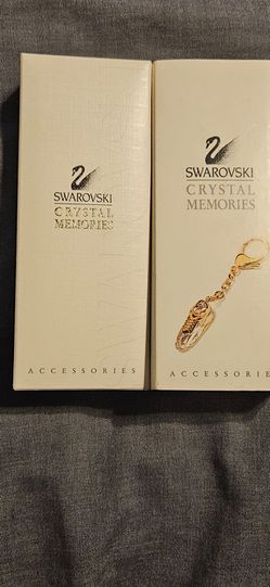 Swarovski tennis shoe key chain