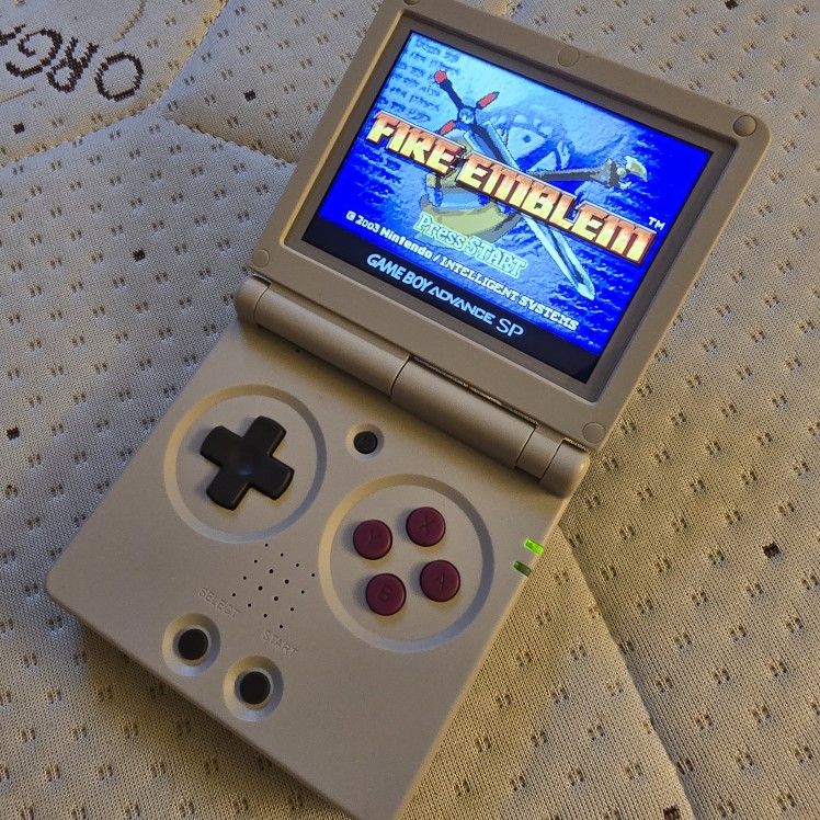 Anbernic RG35XXSP Grey 64GB Retro Handheld Emulation Device - Plays Up To PS1, Dreamcast, PSP, N64, DS & Other Systems