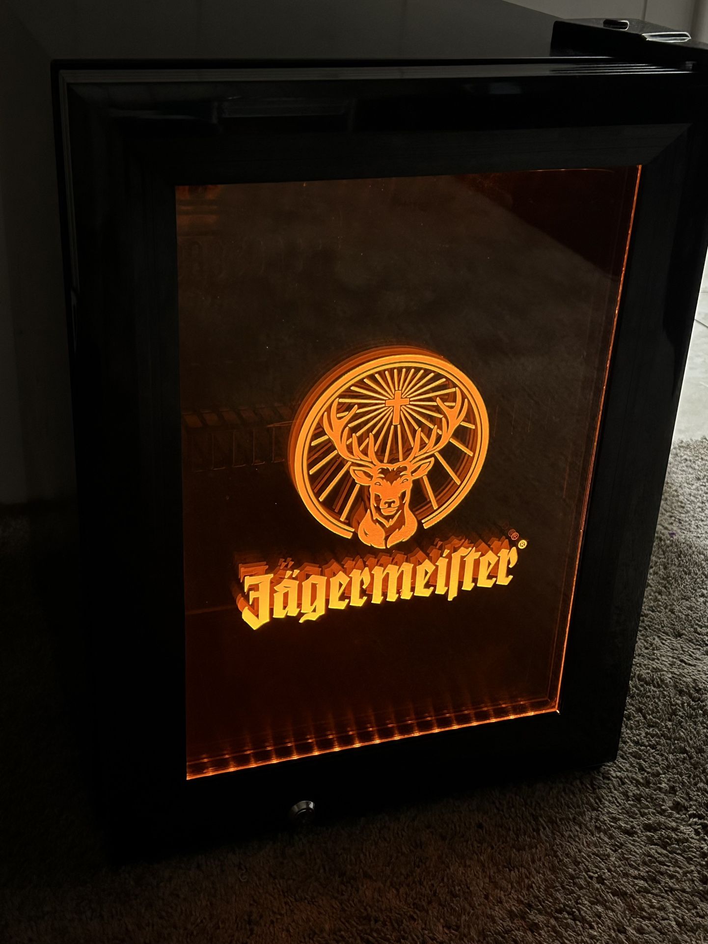 Jagermeister Countertop Cooler SC21 Mini fridge for Sale in San Diego