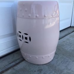 Pedestal Decor