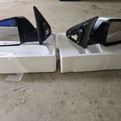 2017 toyota tundra stock oem side mirrors with super white caps