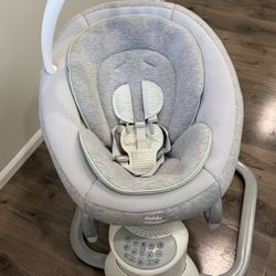 Graco Soothe My Way Baby Swing