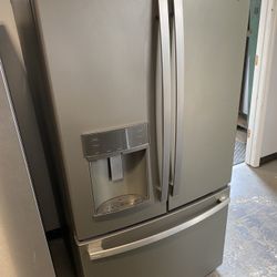 Fingerprint Resistant Slate 27.7 Cu. Ft. French Door Refrigerator 